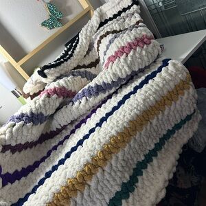 Luxurious Striped Throw Blanket